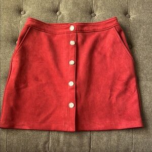 LNWOT LOFT SKIRT SIZE 6 BURGUNDY COLOR SMOOTH CORDUROY/VELVET material